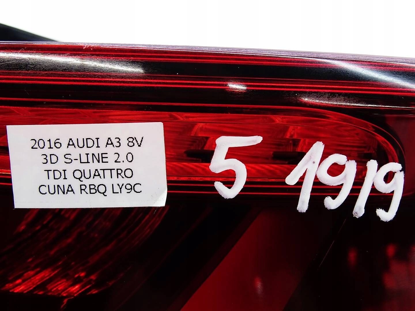 light right rear part right rear LED AUDI A3 8V HB 3D 8V3945096D