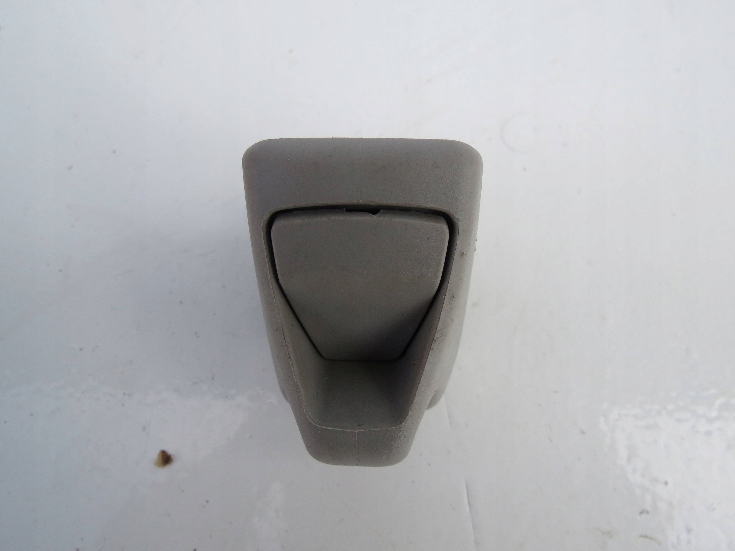 bracket covers PRZECIWSLONECZNEJ VOLVO V60 39868309