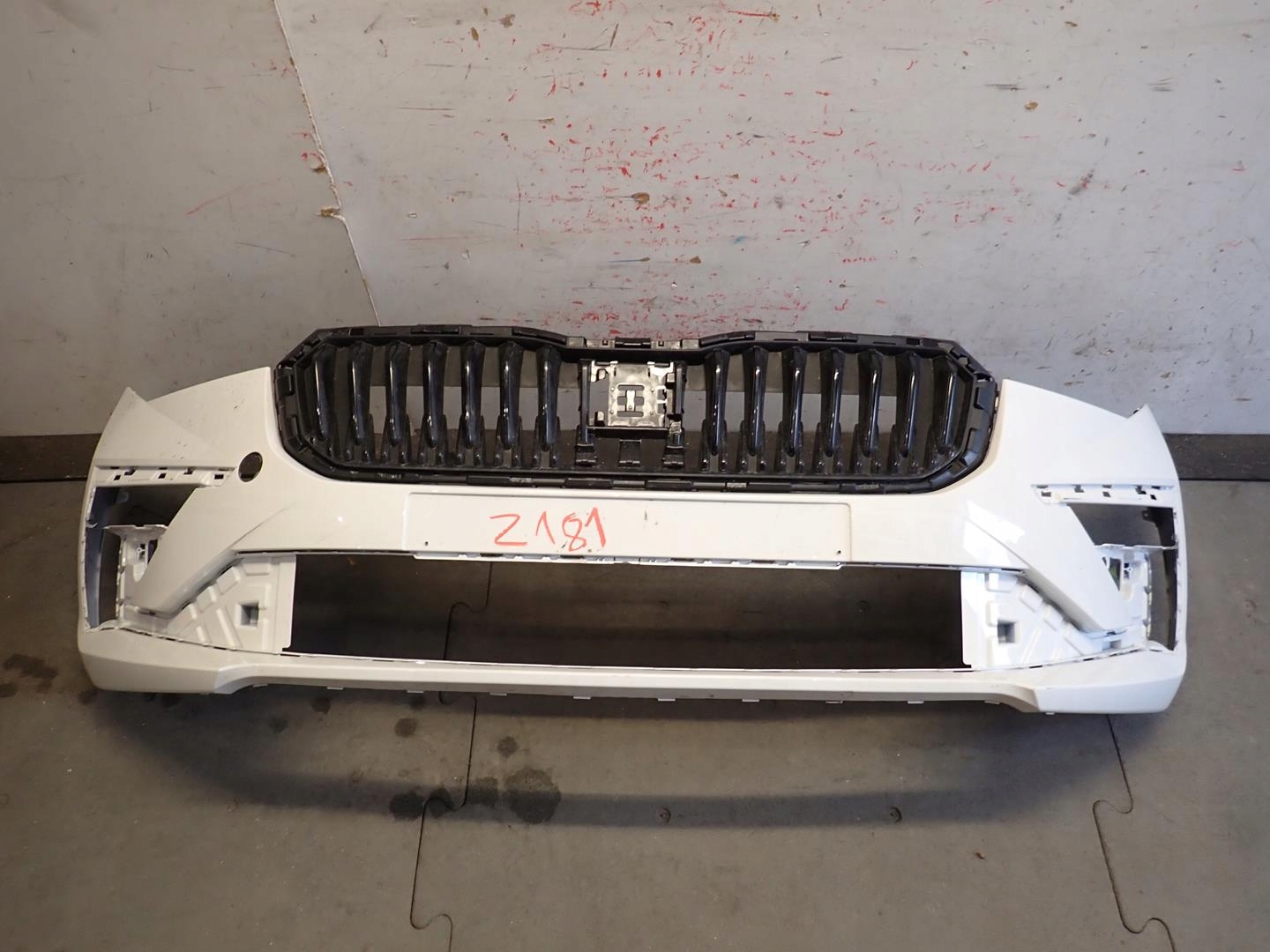 bumper front front SKODA SCALA LIFT 2023- 657807221F