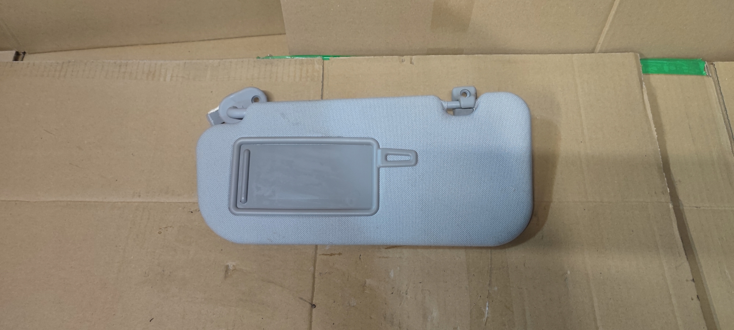 HYUNDAI I20 II LIFT 18-20 DASZEK OSŁONA PRZECIWSŁONECZNA LEWA + UCHWYT