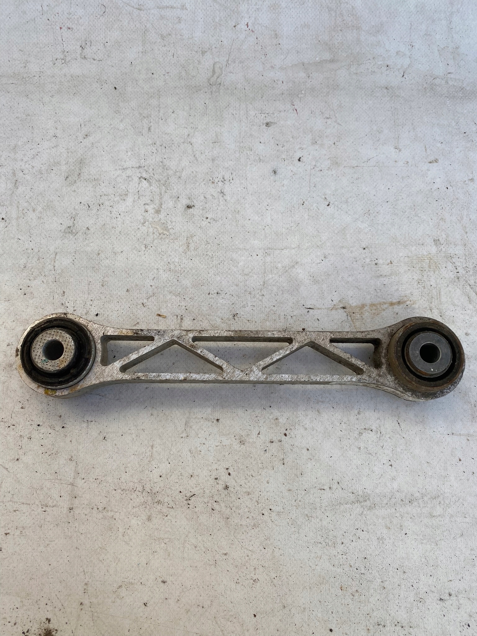 TESLA MODEL S Querlenker hinten rechts 1043964-00-C