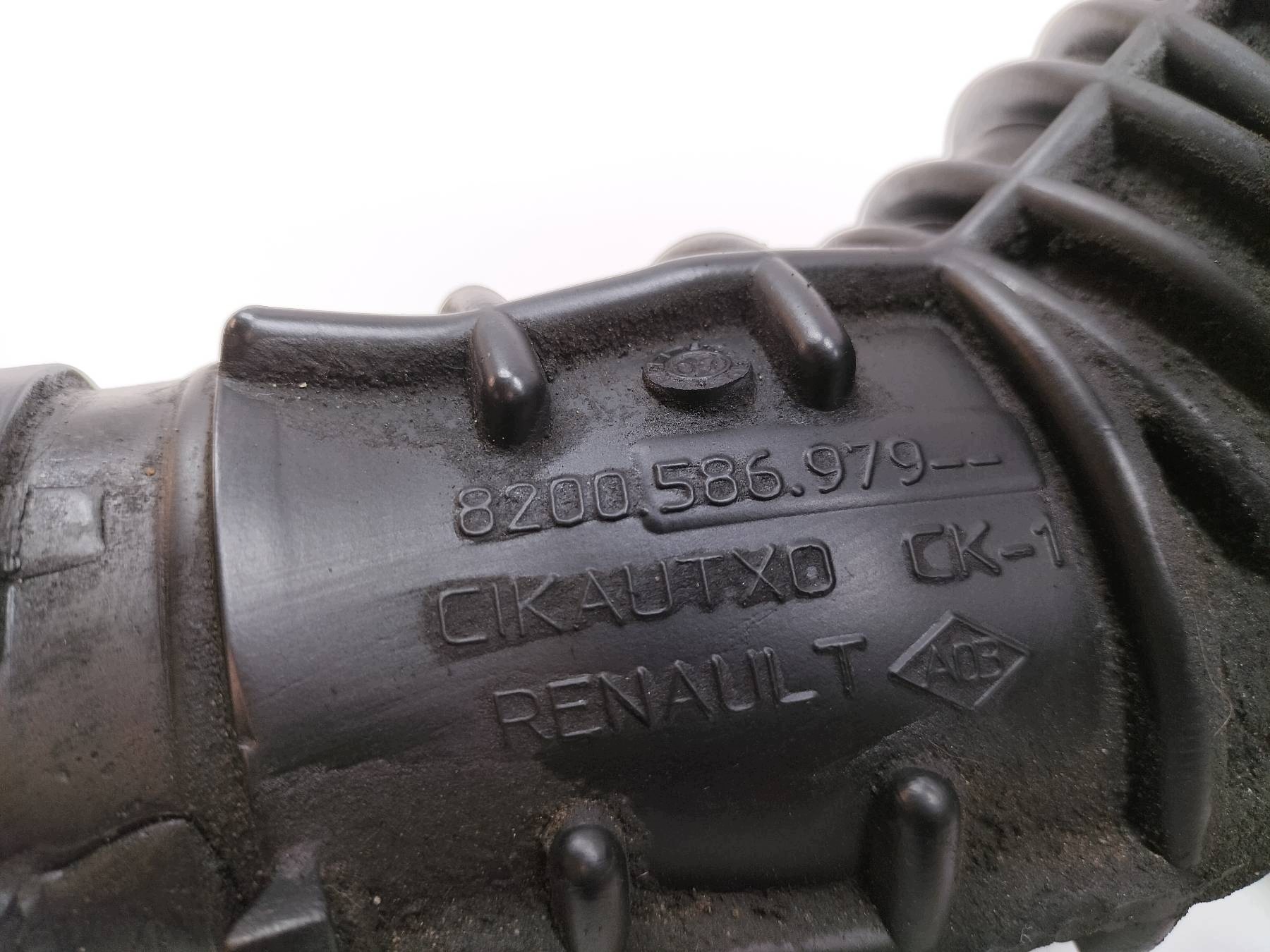 air hose 2.0 DCI Renault Espace IV (2003-2014)