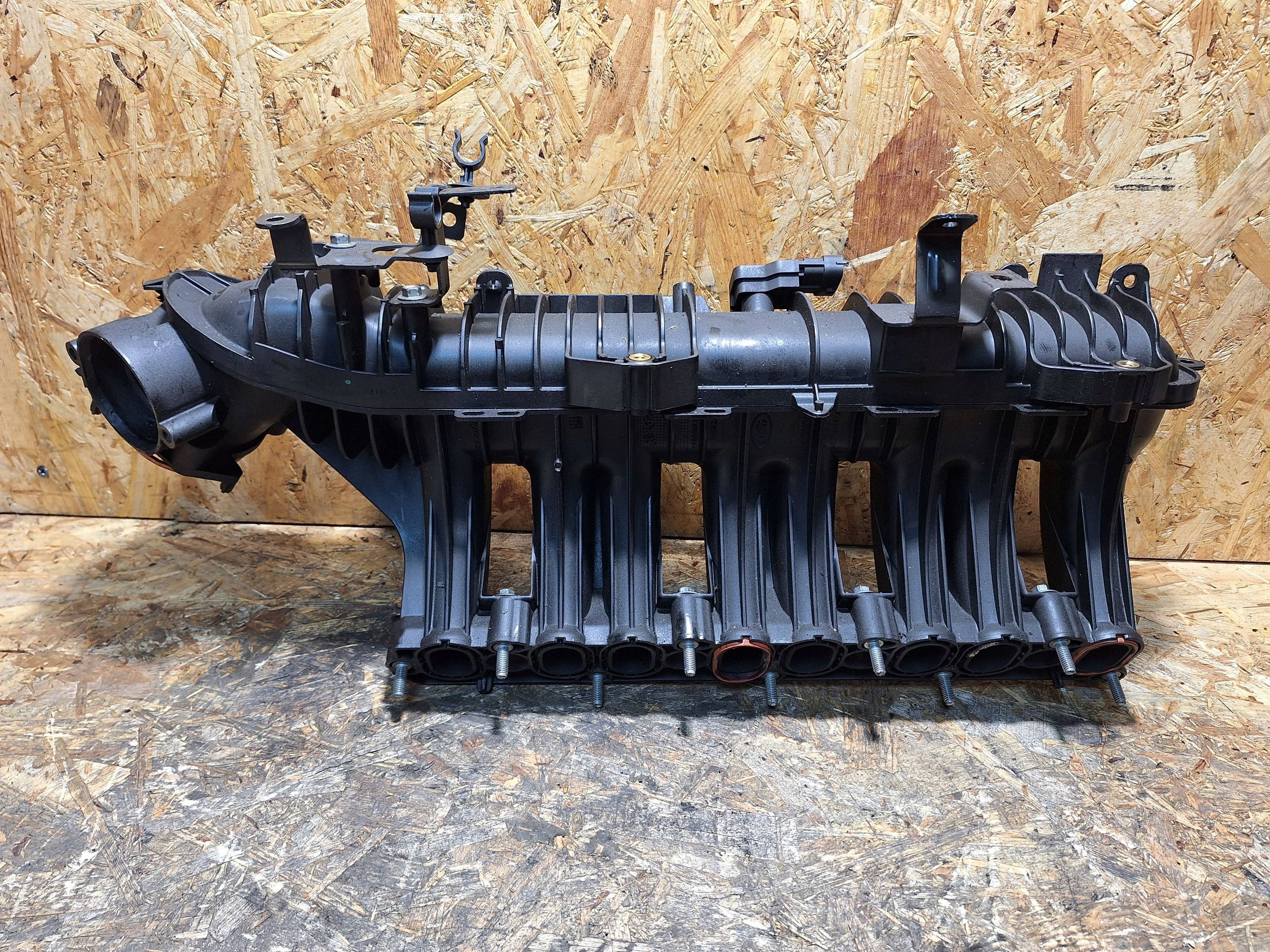 intake manifold RANGE ROVER EVOQUE and 204DTD GD43-9424-CB