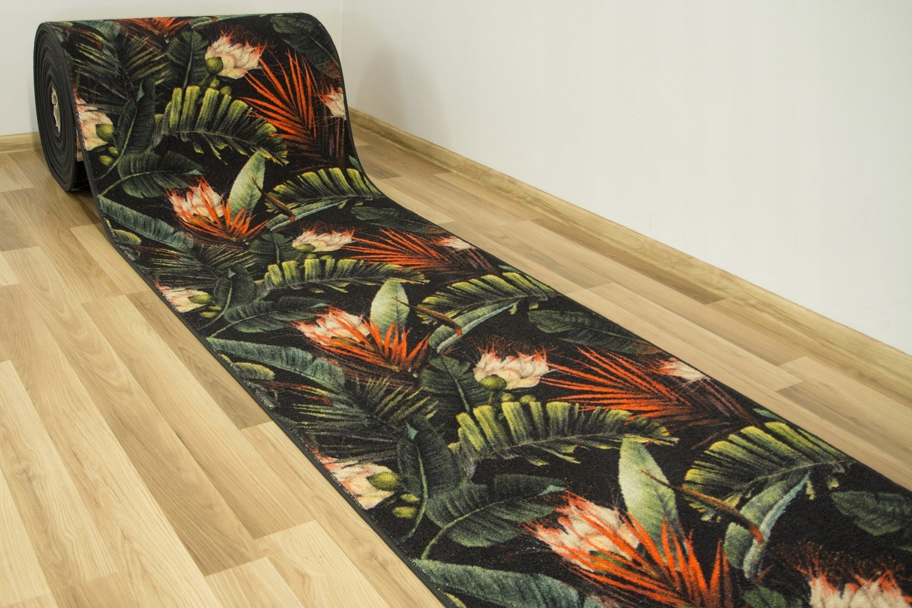 szer. 80 cm MIĘKKI CHODNIK KWIATY LIŚCIE PALMY Materiał poliester