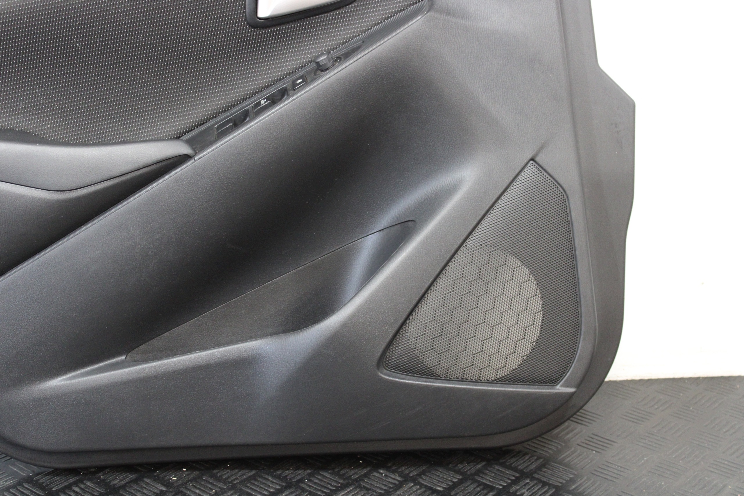 upholstery side door left front MAZDA 2 II DJ LIFT