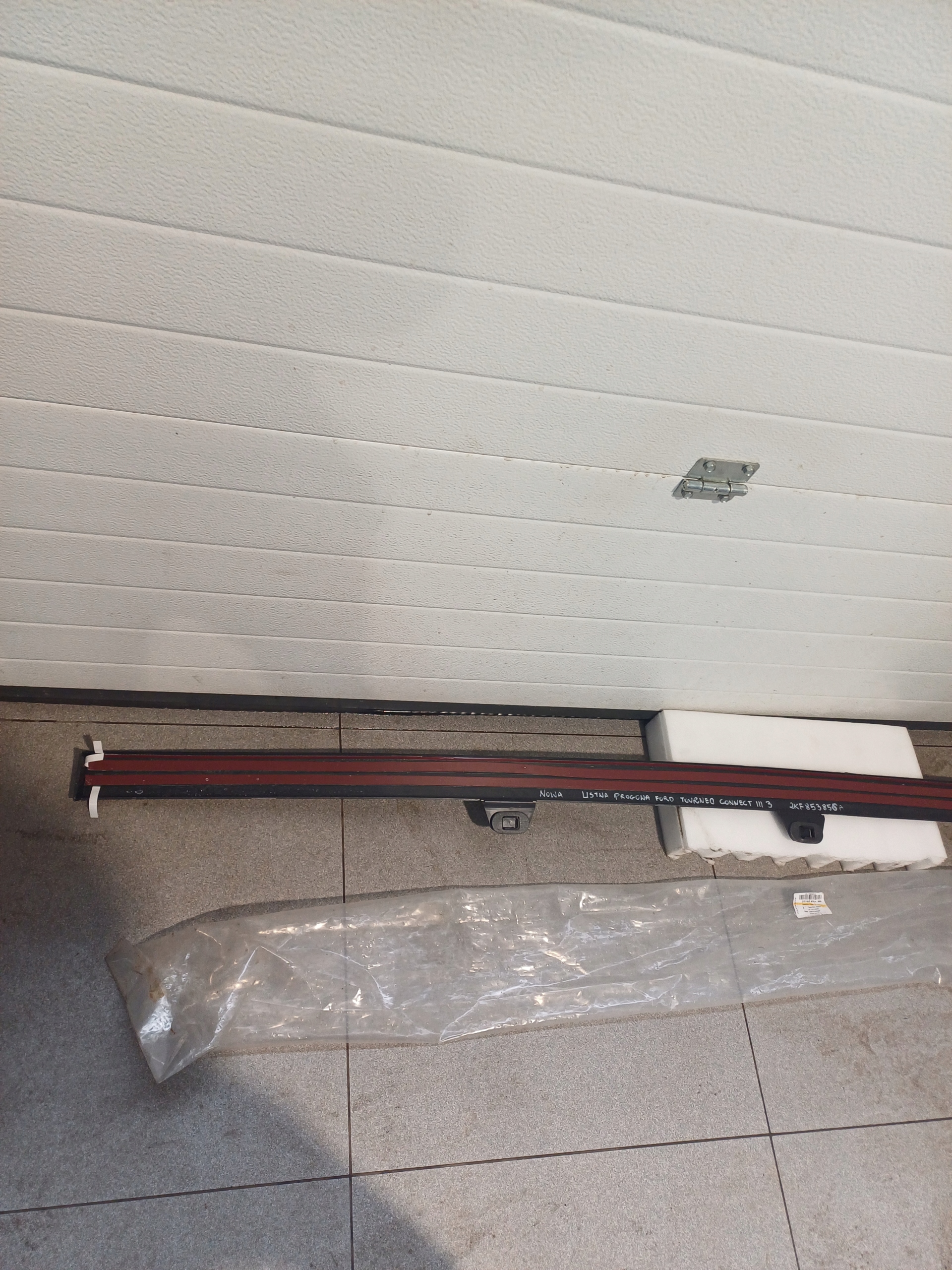 moulding threshold right FORD TURNEO CONNECT 3 III 2KF-853-856A