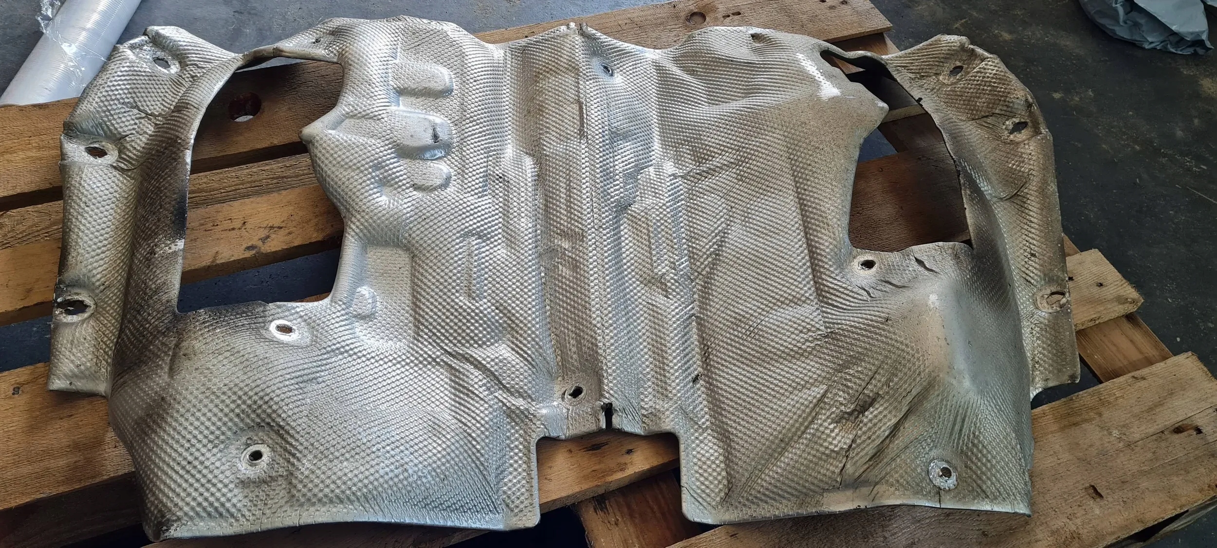 A4 B9 8W Blende Abdeckung TERMICZNA TUNELU 8W0803979F A5 8W