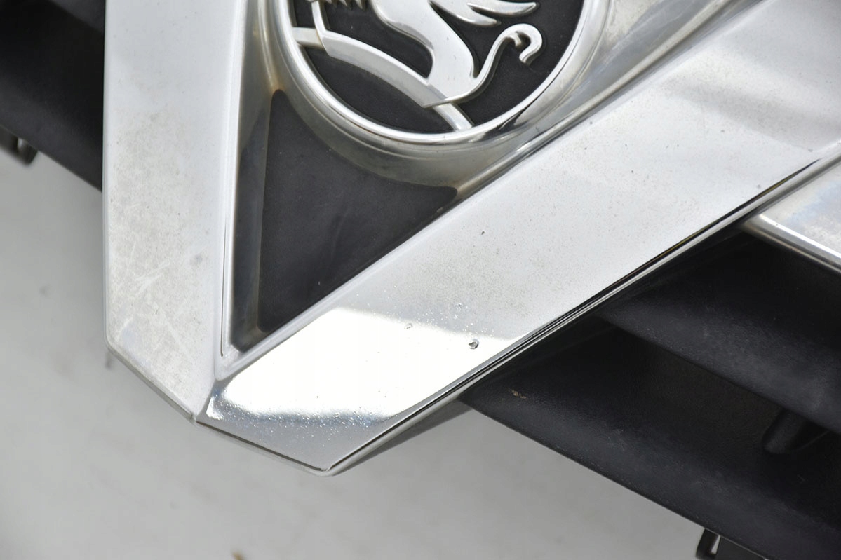 grill grille radiator OPEL ASTRA H III