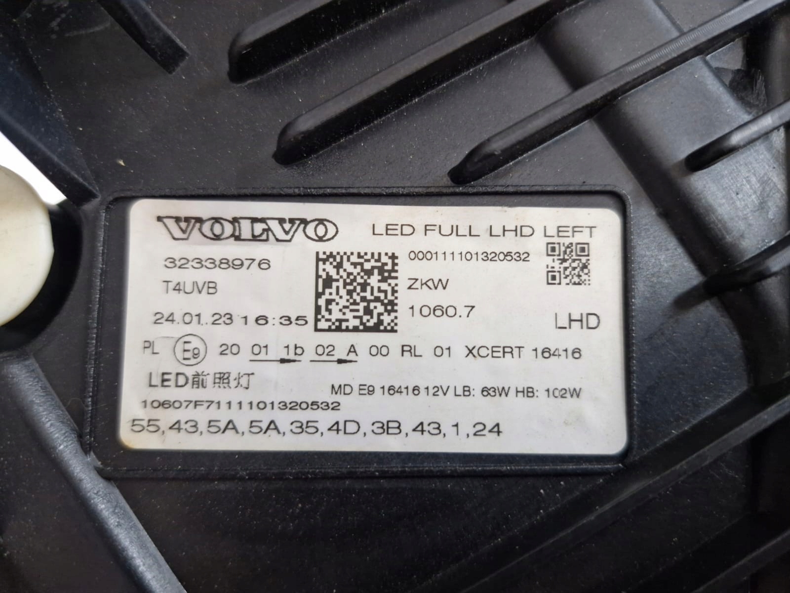 light left Volvo XC60 II Full Led LIFT black complete 2023