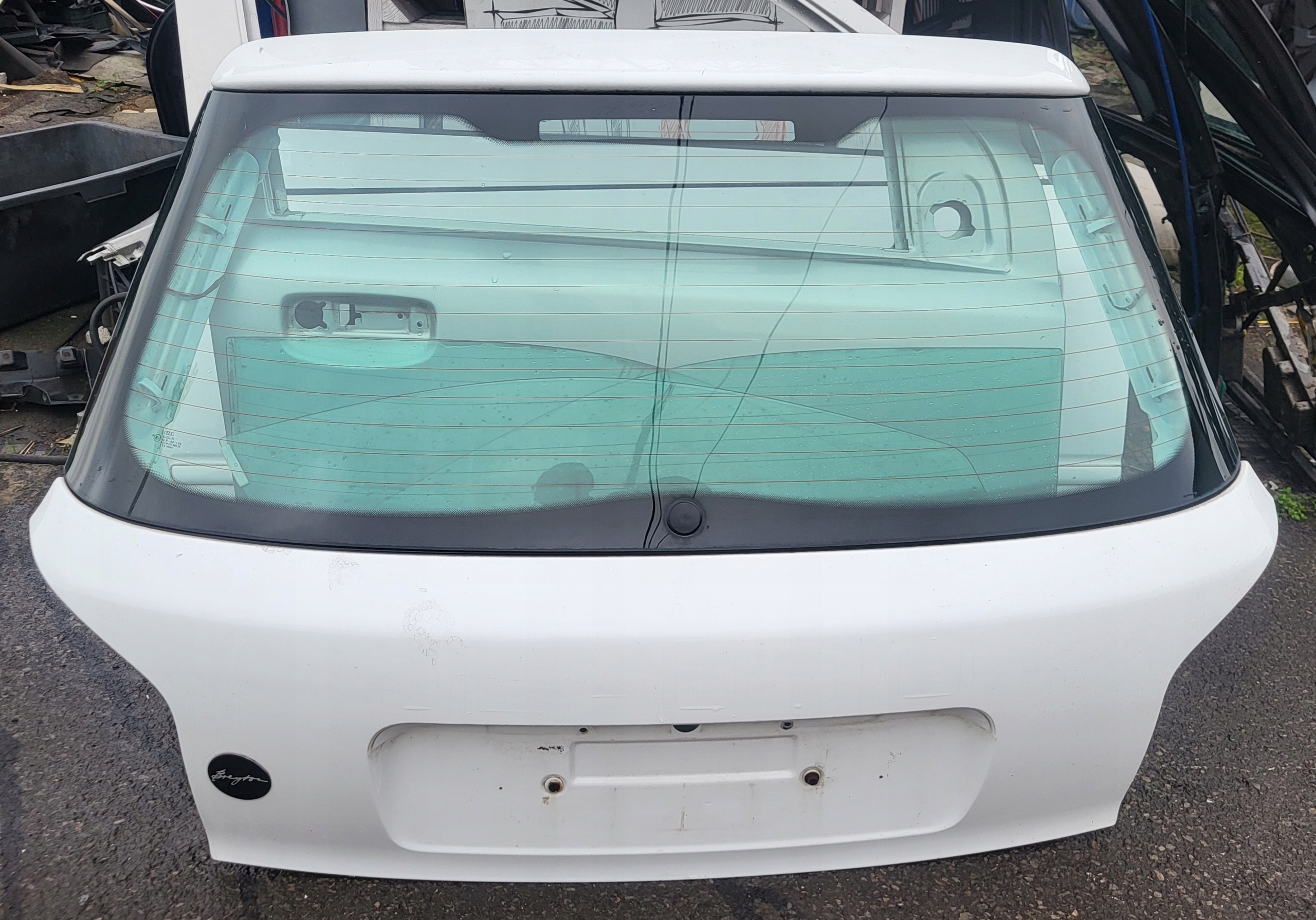 rear trunk door boot window AUDI A3 8L 3D OE BIALA