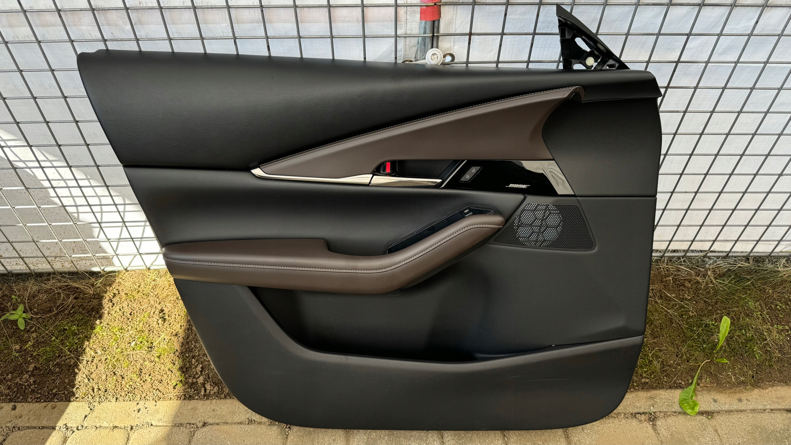mazda CX30 дверные карты левая правая перед европа кожа