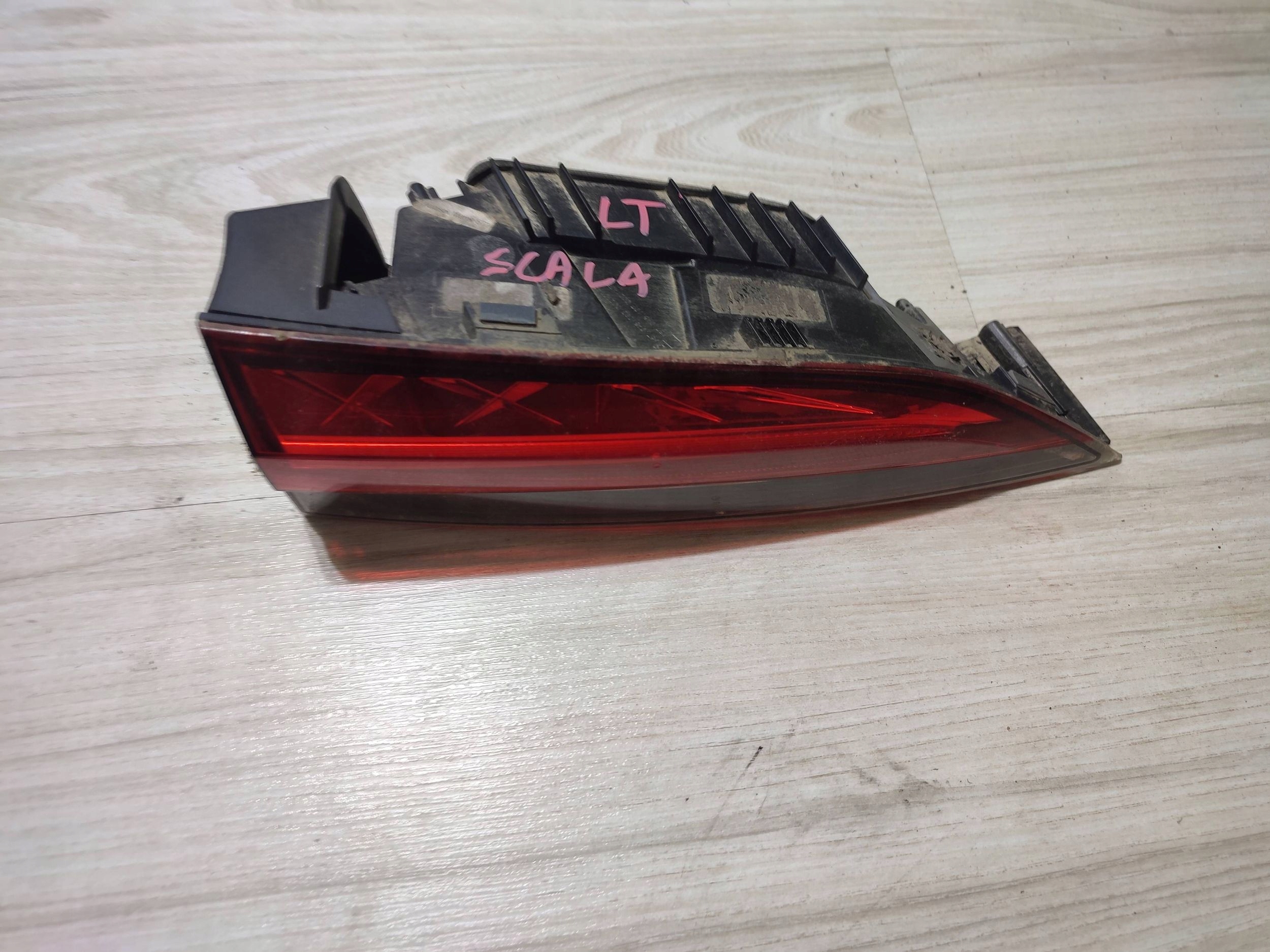 Skoda Scala 2020 rear part side left light rear