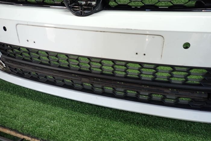 VW POLO R-LINE 17-21 frontstoßstange vorne