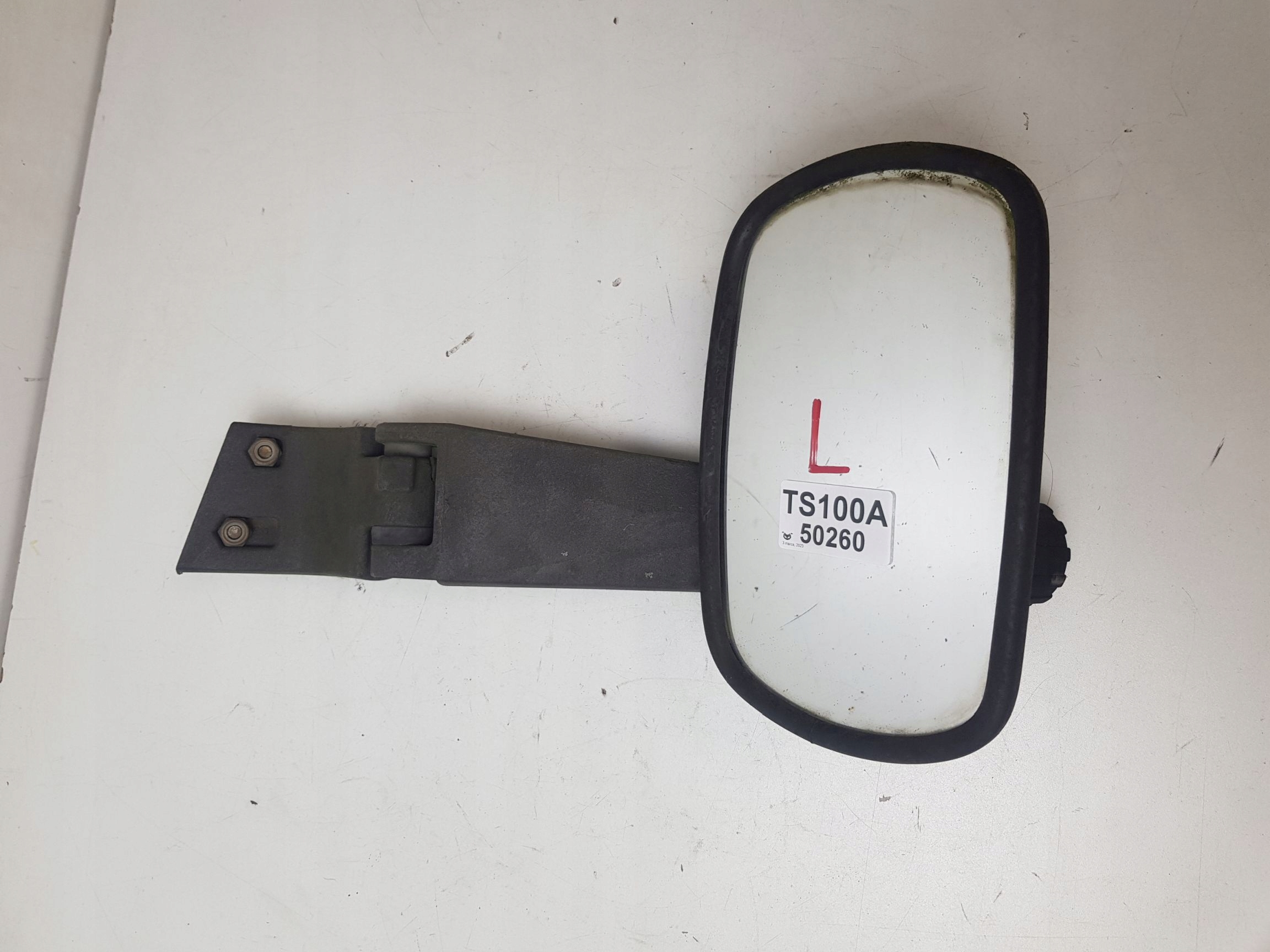 NEW HOLLAND CASE FIAT ЛІВЕ ДЗЕРКАЛО ТРИМАЧ СТІЙКИ