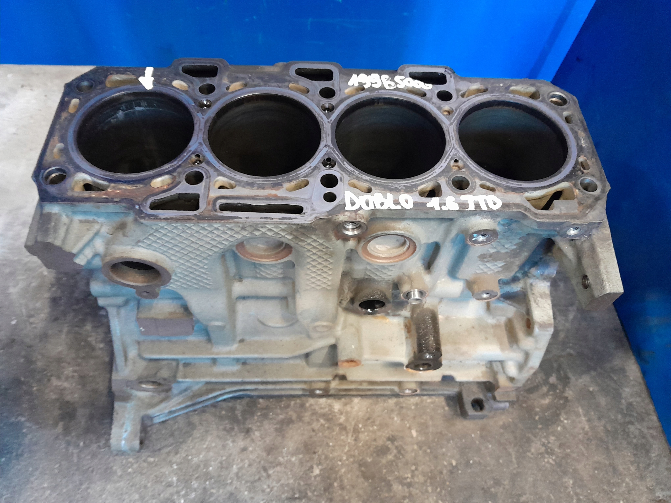 BLOK SILNIKA FIAT DOBLO 1.6 M-JET 199B5000