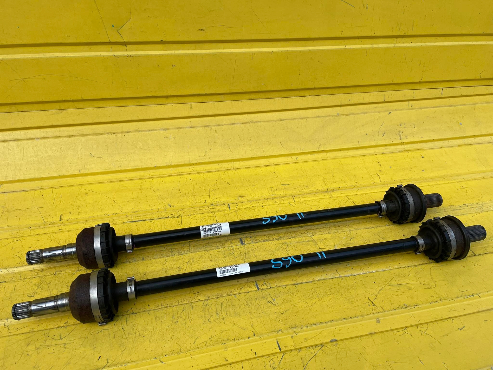 VOLVO S90 II ПЫВВЫСЬ T6 ЗАД. 331367070