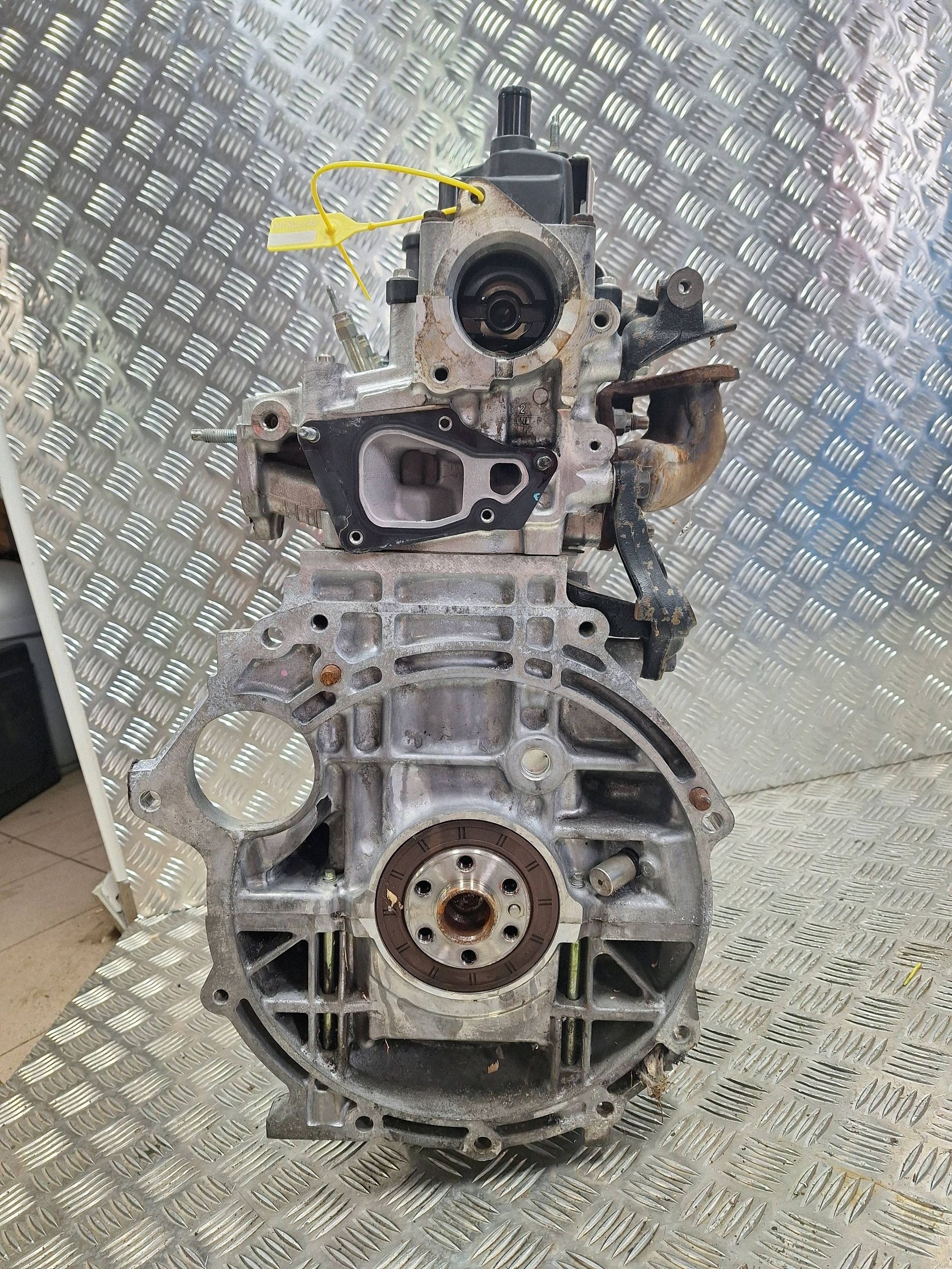 engine 1ND TOYOTA YARIS III AURIS II COROLLA E16 1.4 D4D 14-18