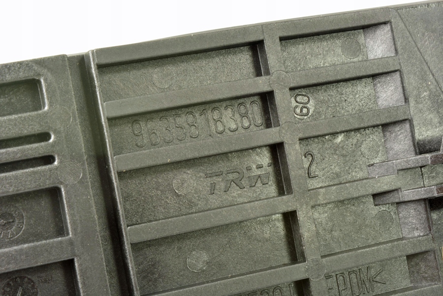 ZAŚLEPKA FILTRA KABINOWEGO CITROEN C4 I II DS4 OE Producent części Citroen OE