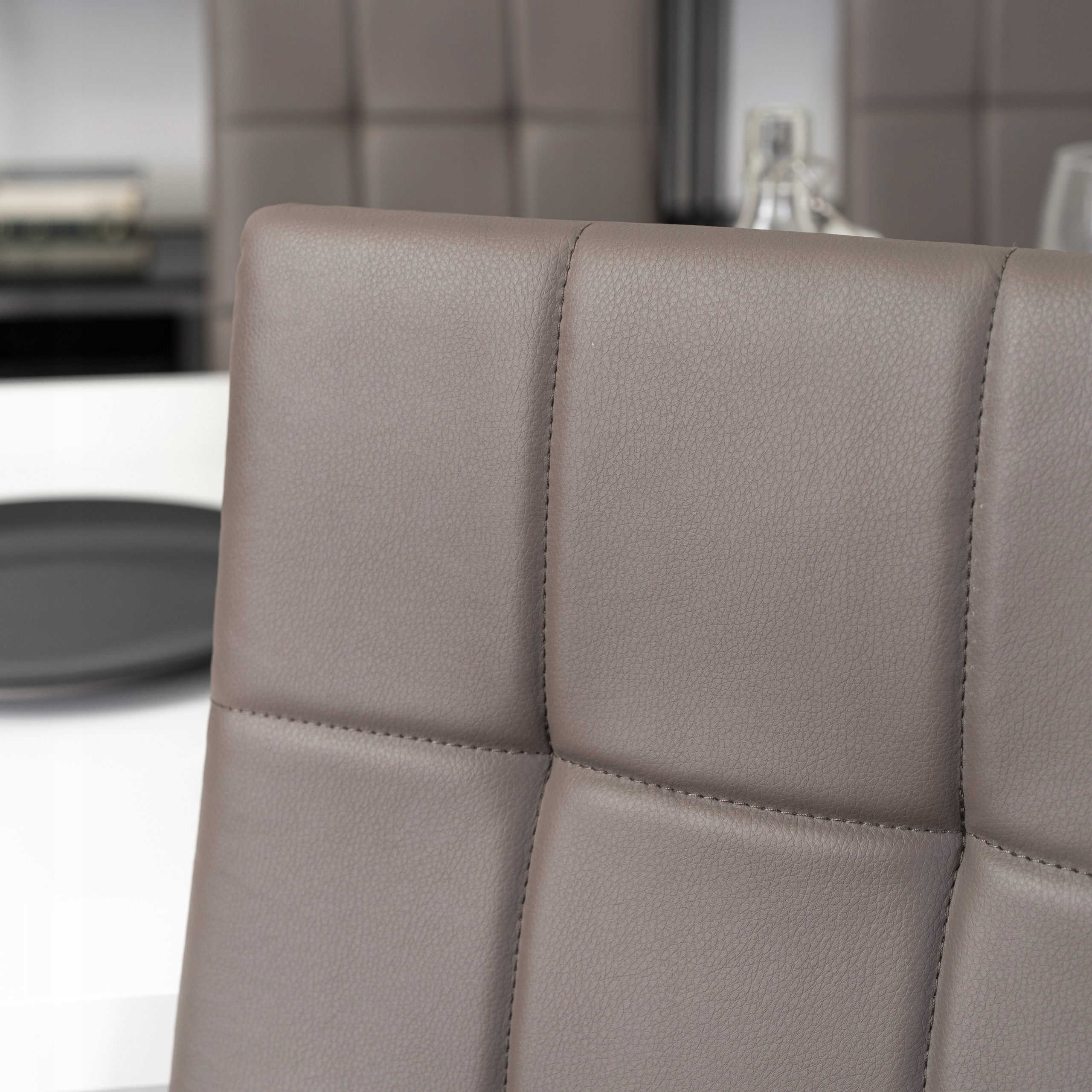 MOLLY – ekoskóra z bliska