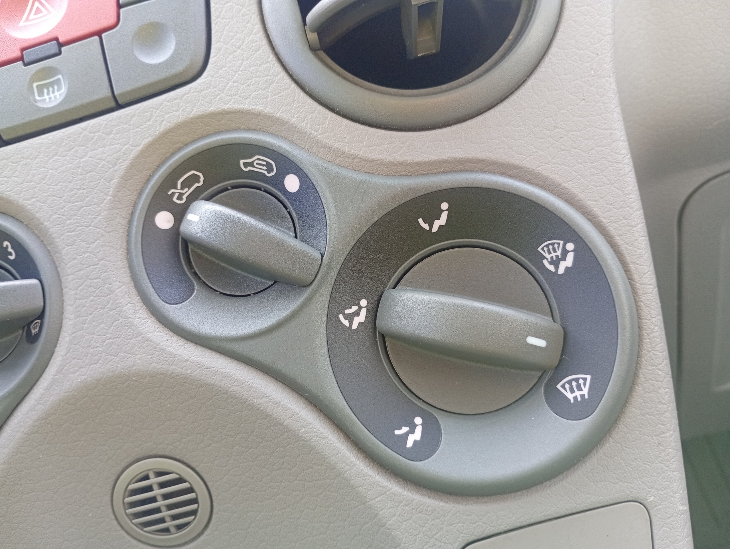Panel switch regulacja air conditioning devices ogrzewania Fiat Panda 2 II 03-09