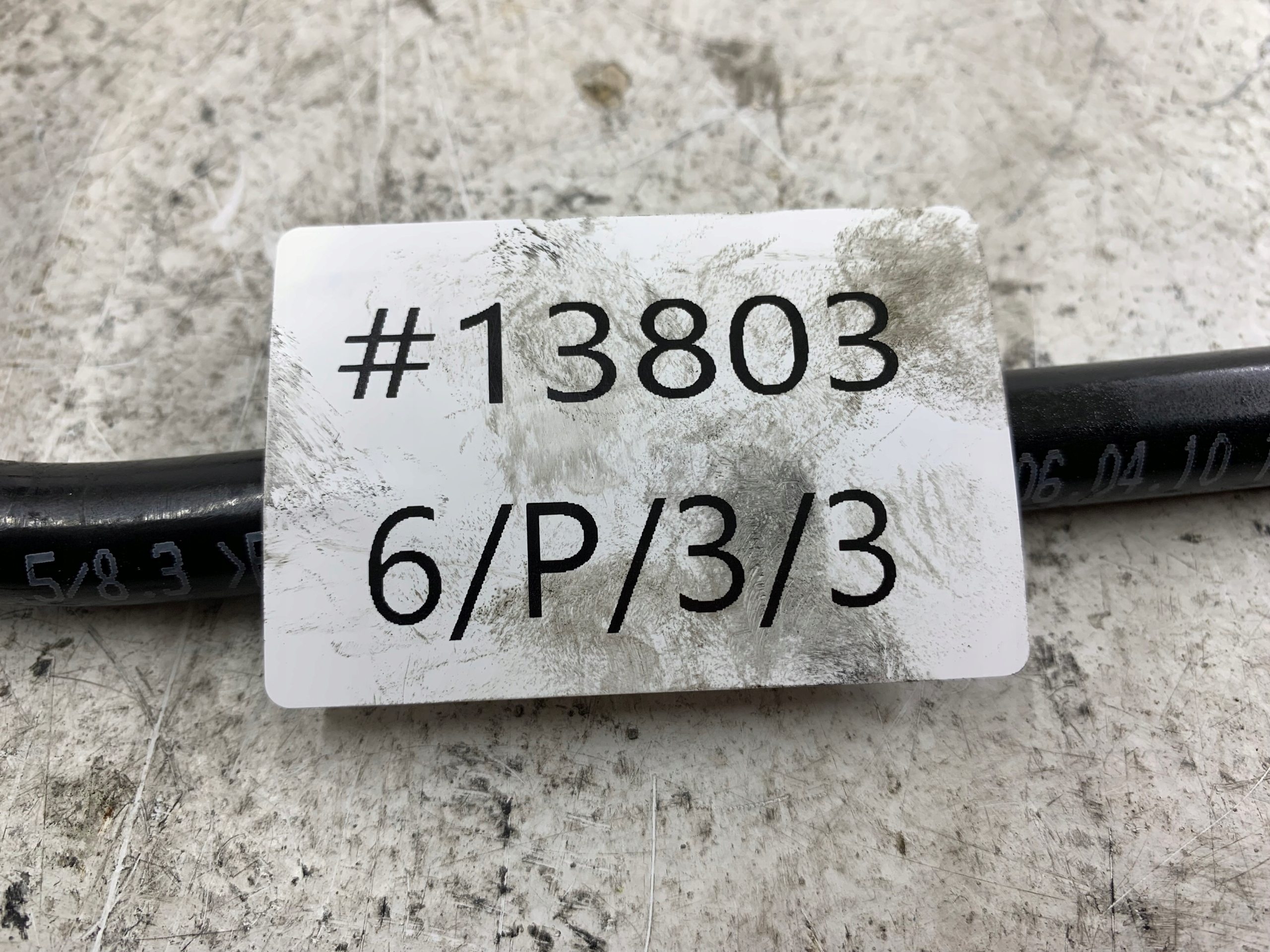 MERCEDES W212 E350 3.0 CDI fuel line A2124301829
