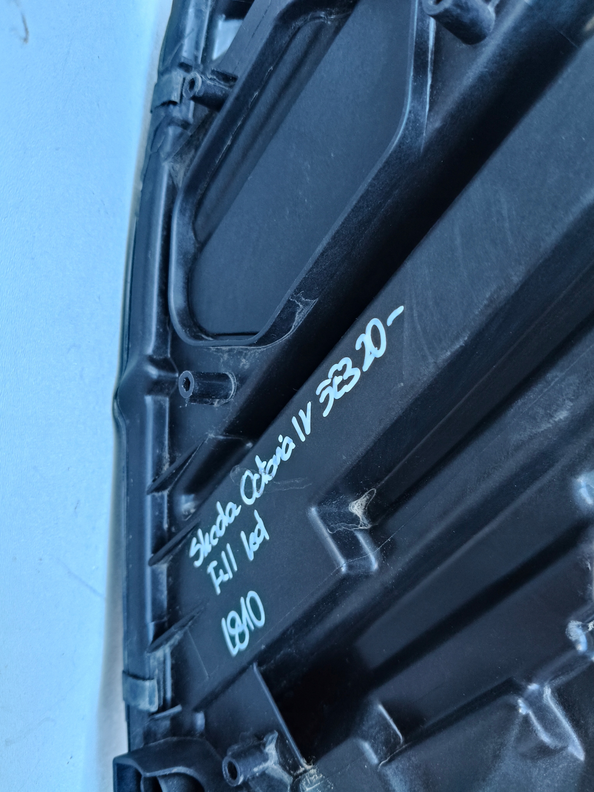 light left REFLEKTOR SKODA OCTAVIA IV 4 5E3 20- FULL LED