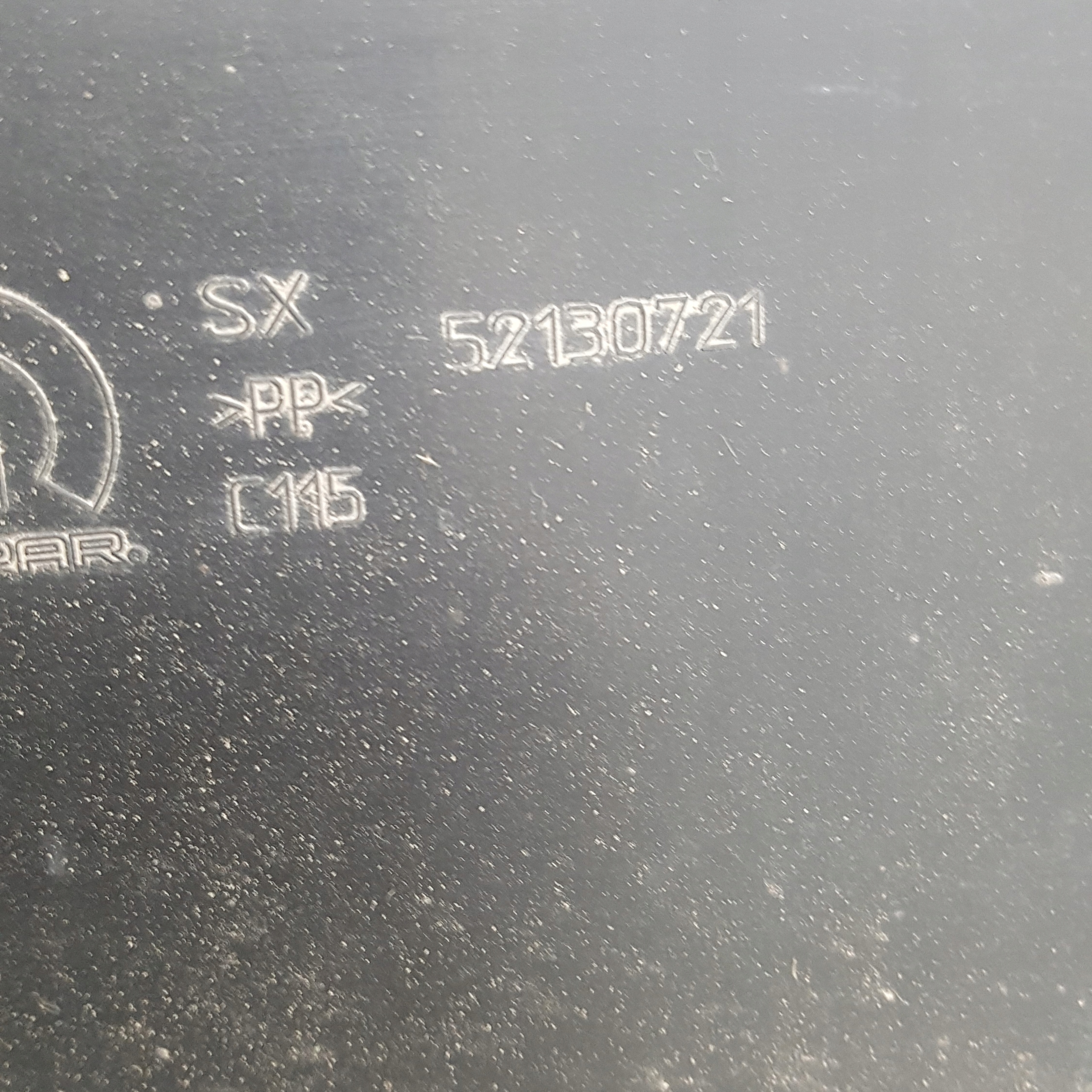 mudguard left rear. JEEP RENEGADE 52130721