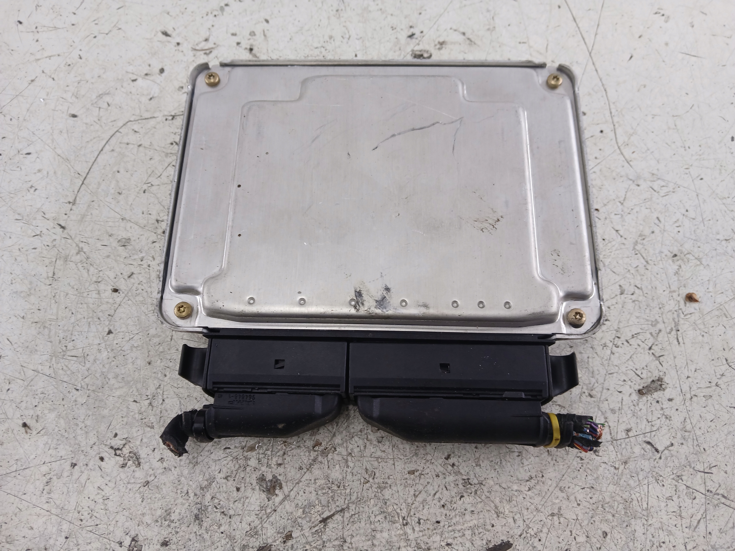 VW PASSAT B5 1.9 TDI control unit of the engine