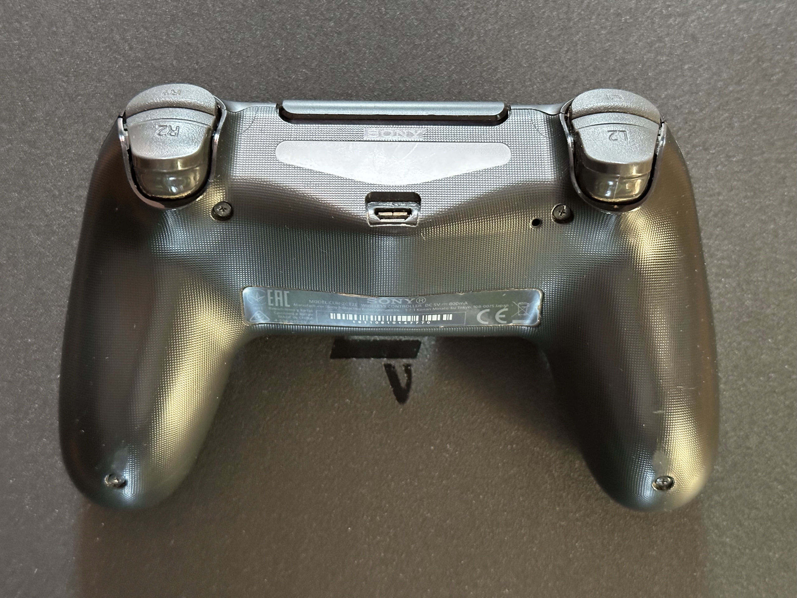 KONSOLA PS4 SLIM 500GB + PAD Dysk / wbudowana pamięć 500 GB