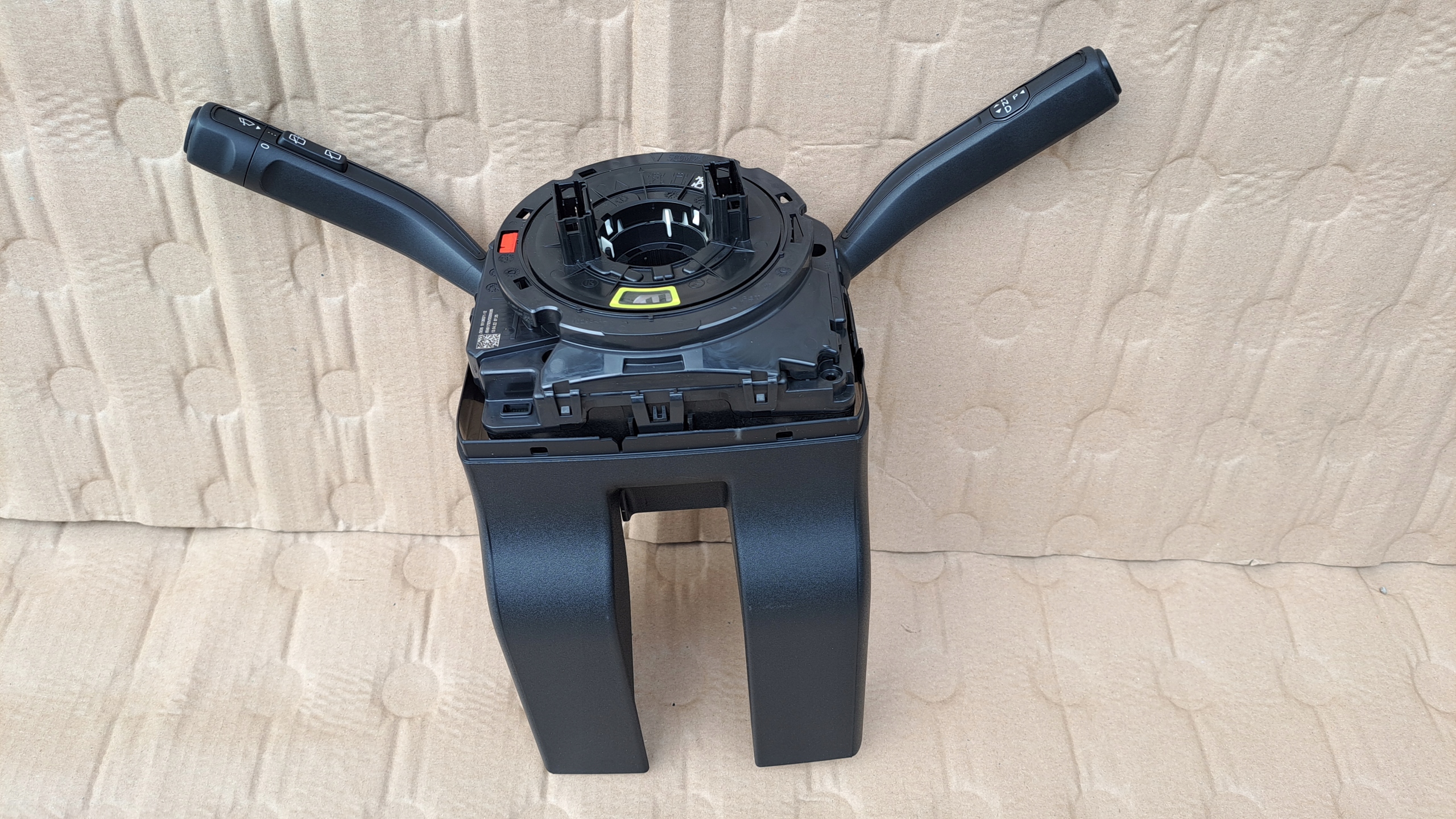 MERCEDES EQA H243 - TASMA ПЕРЕМИКАЧІ