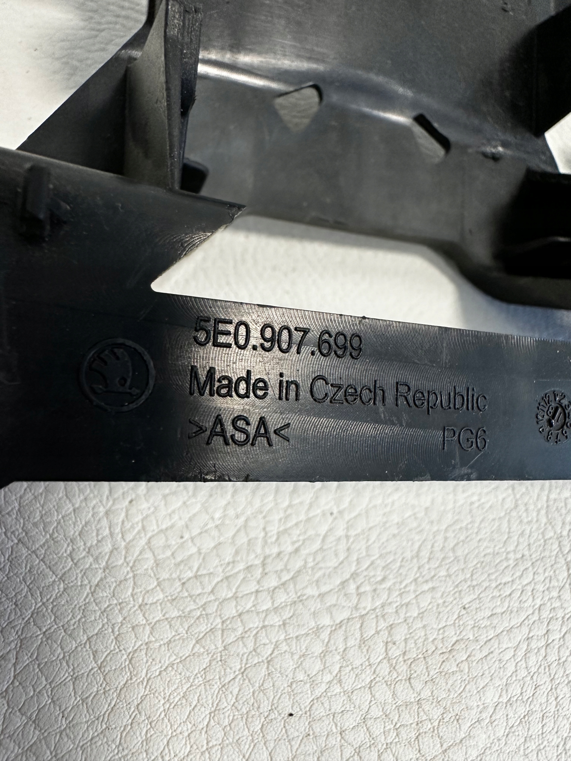 Audi VW Skoda radar distronic 5E0907699