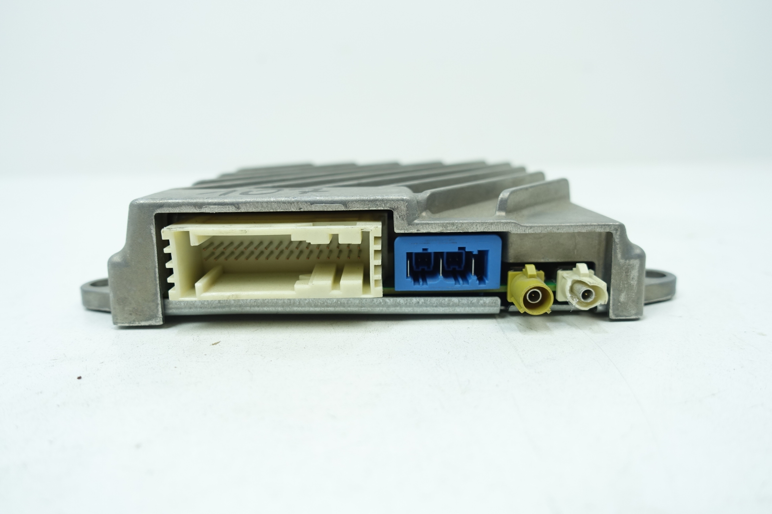 amplifier GENERATOR DZWIEKU MERCEDES A2239005922