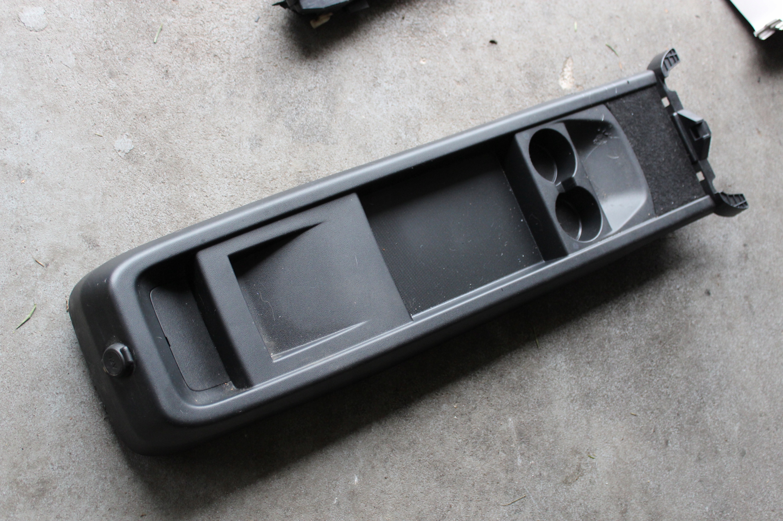 CITROEN C4 II GRAND PICASSO центральный туннель капот