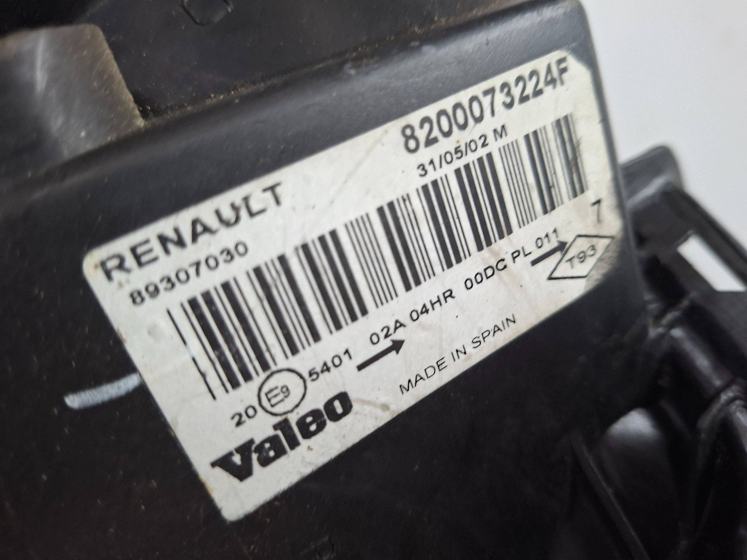 light front left XENON 8200073224F RENAULT MEGANE II 2003