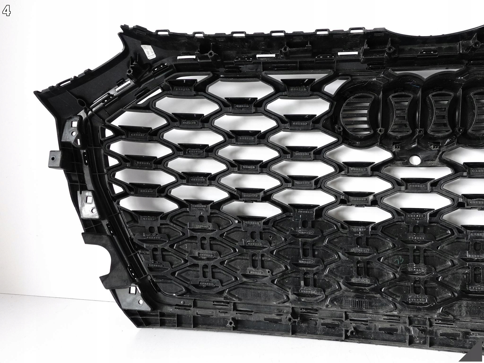 AUDI Q5 80F SPORTBACK S-LINE LIFT 20- GRILL ATRAPA PRZÓD CZARNY / BLACK Jakość części (zgodnie z GVO) Q - oryginał z logo producenta części (OEM, OES)