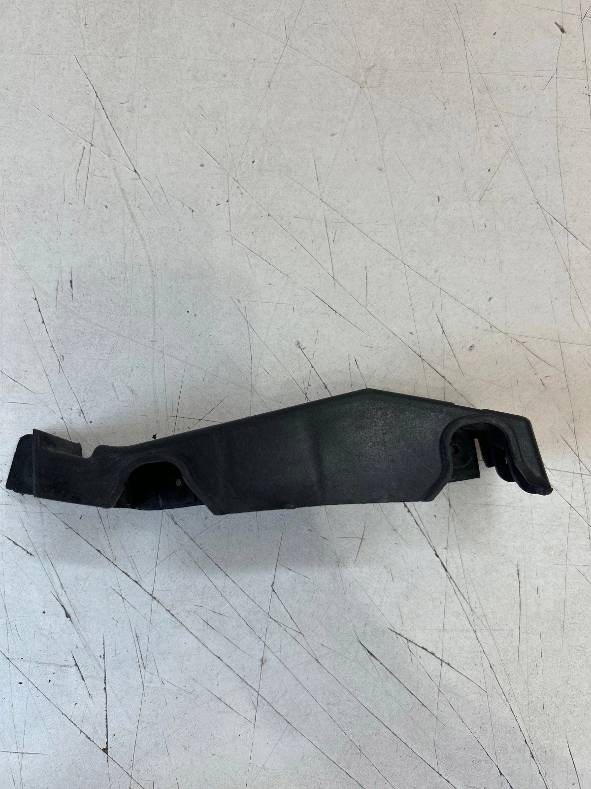 bumper bracket front left Hyundai Inoniq IV Lift 2022r