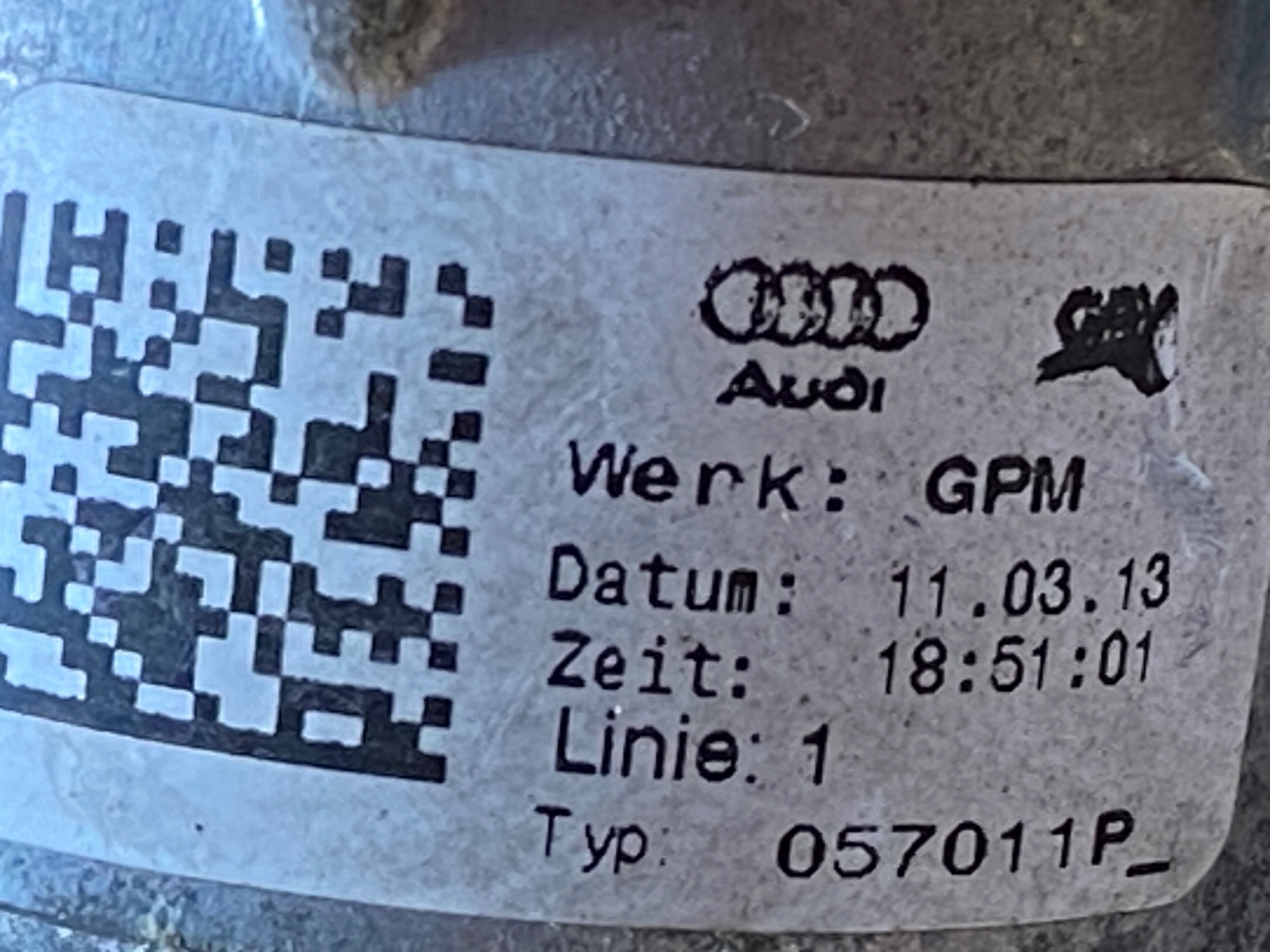 AUDI VW 4.2TDI water pump 057121011P