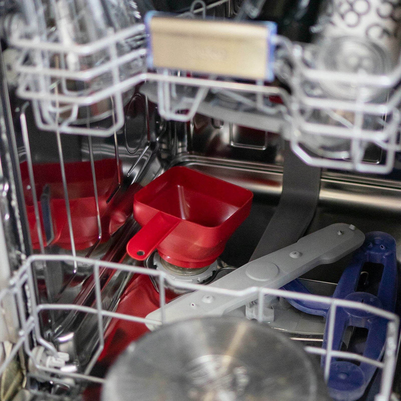 Lejek plastikowy kwadratowy do słoików fi 52-85mm Materiał plastik