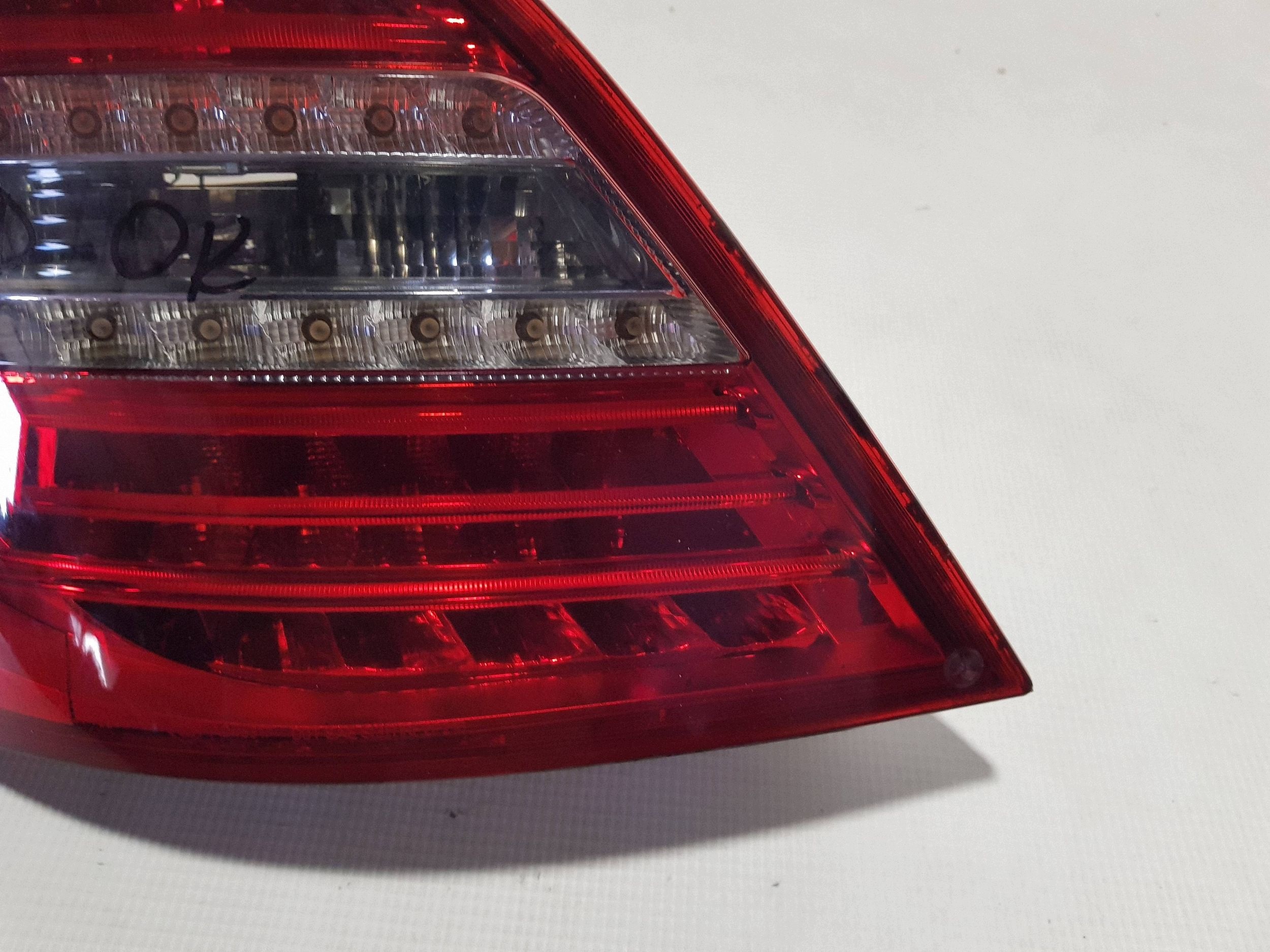 light rear rear part left Mercedes R W251 lift A2518201964