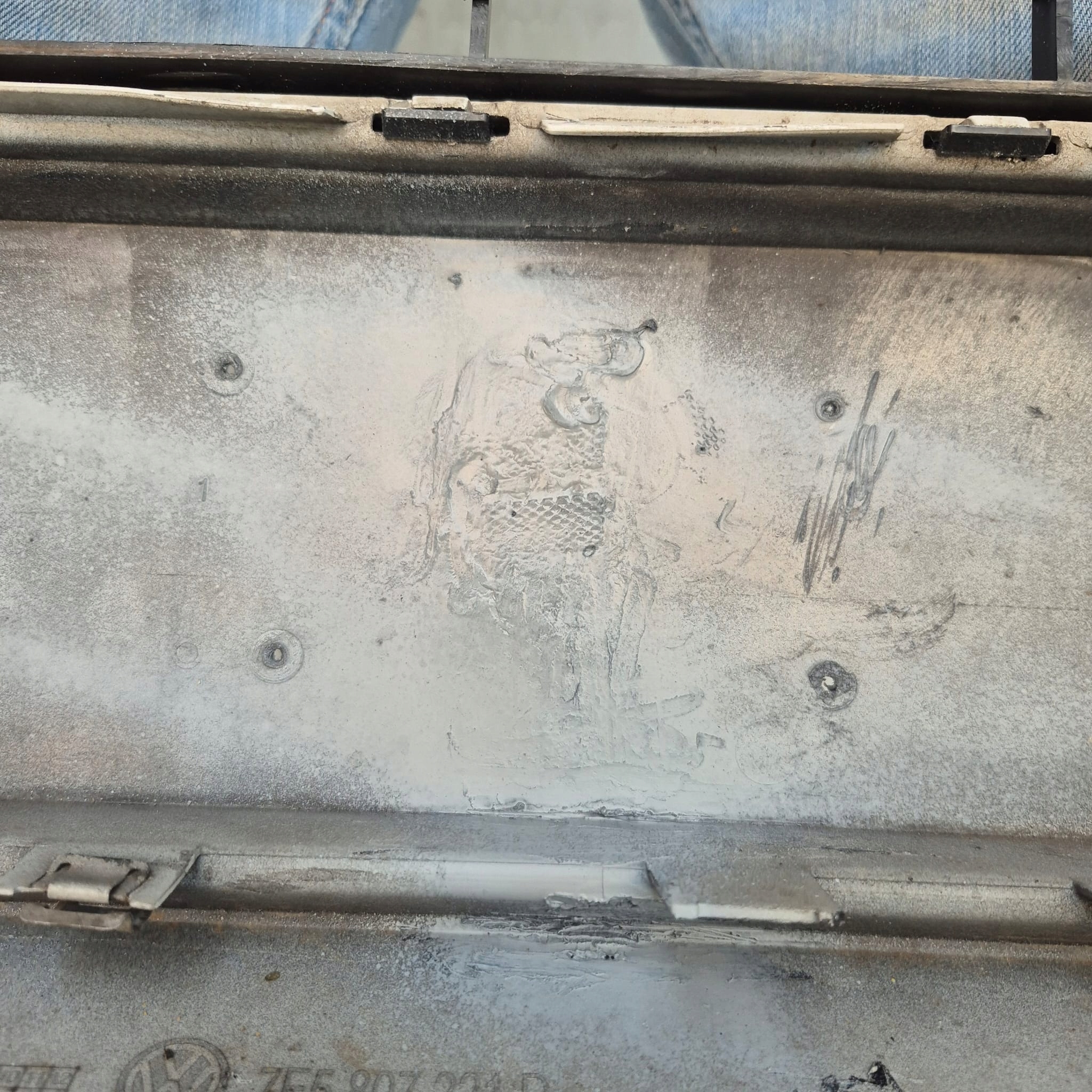 VW T6 MULTIVAN 7E0 15- bumper front front grill 7E5807221D