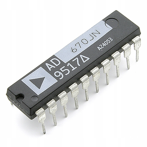 [1szt] AD670JN ADC SAR 8-Bit