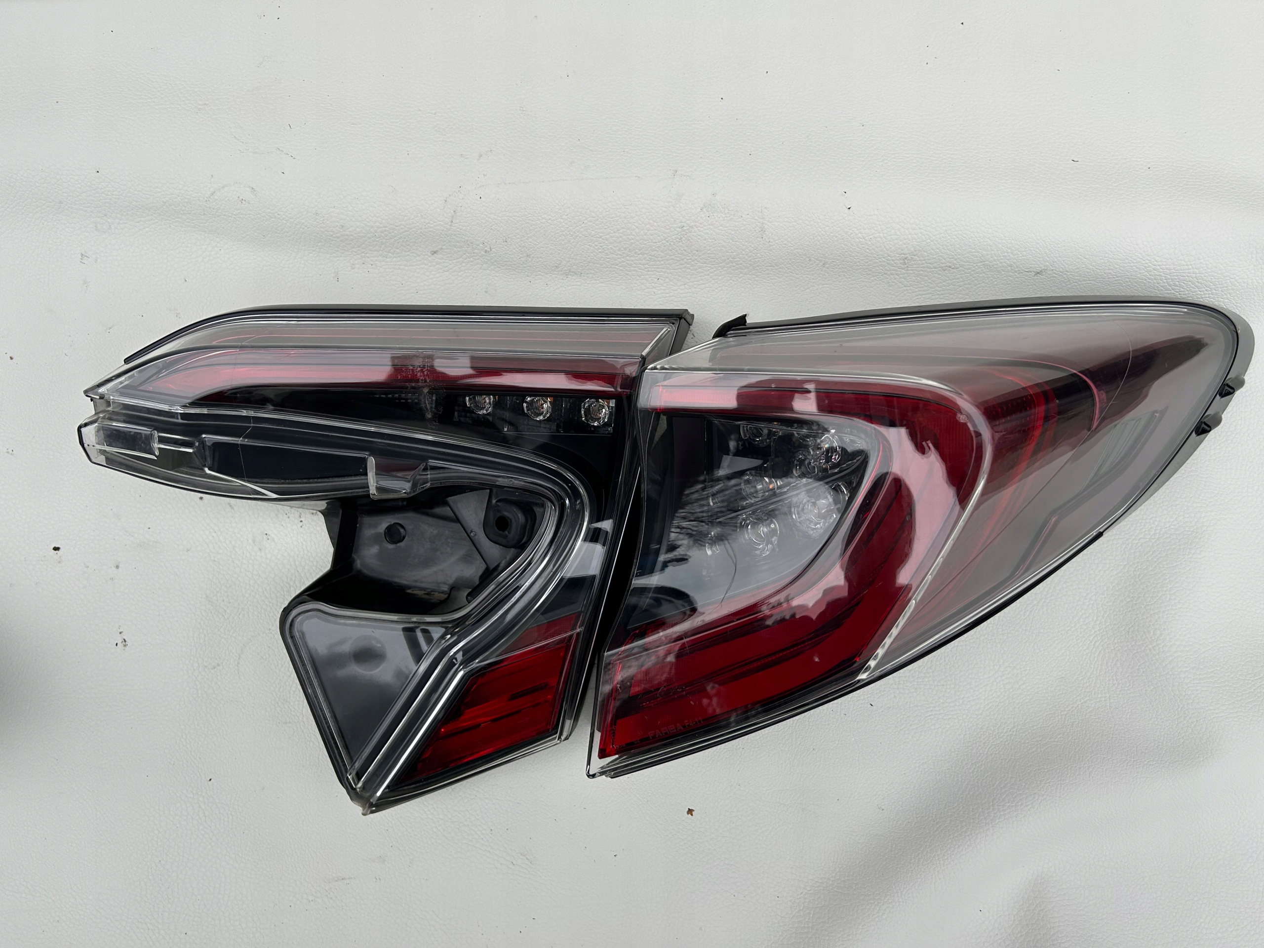 Toyota Chr Ch-r 16- light rear part right komplet