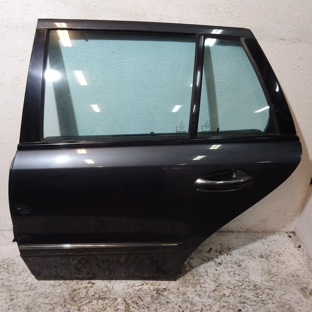 Tür heck links MERCEDES E S211 KOMBI C755