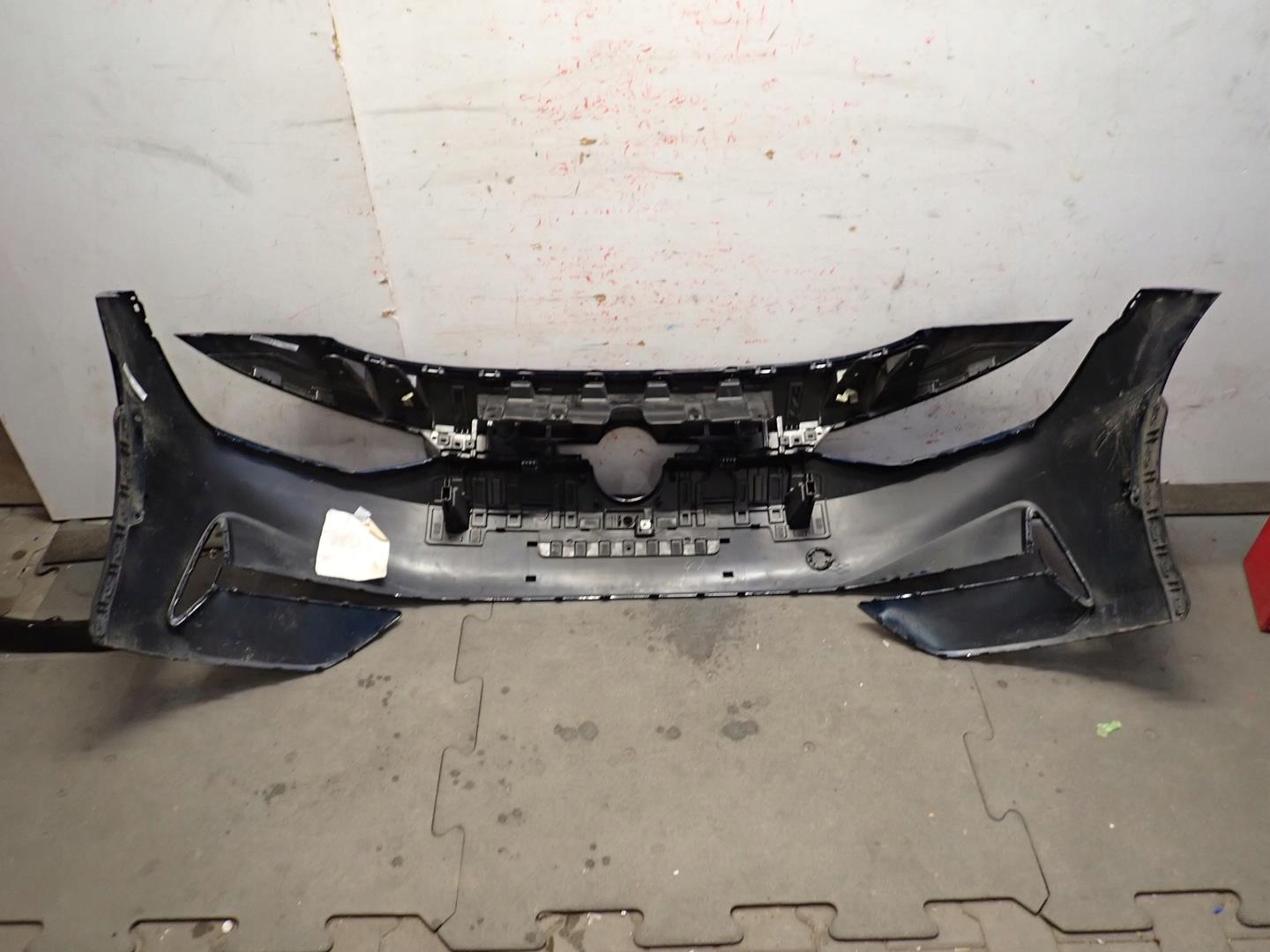 Pare choc Avant Avant VW ID7 2023- 14A