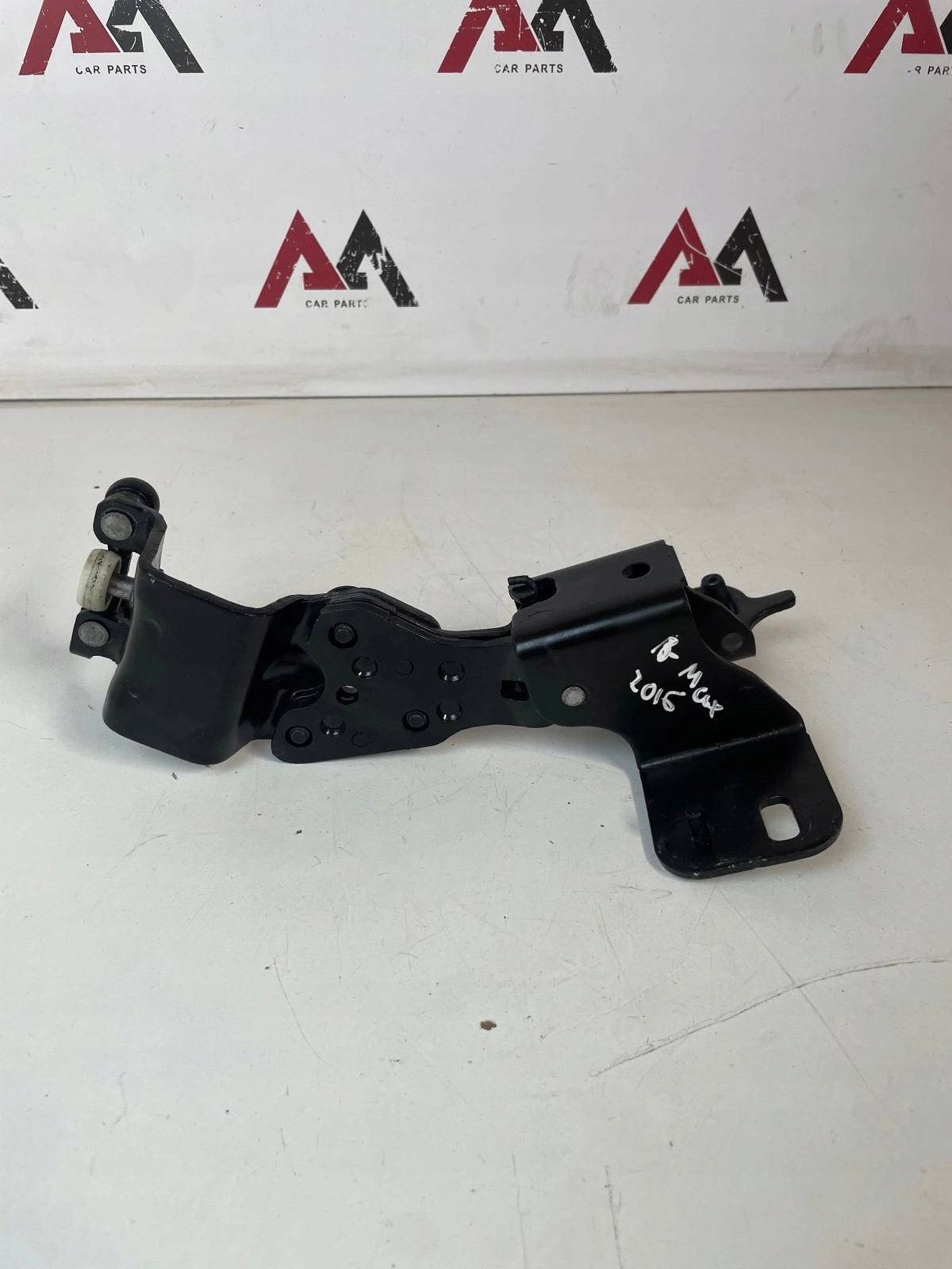 roll prowadnica door left rear part Ford B-Max