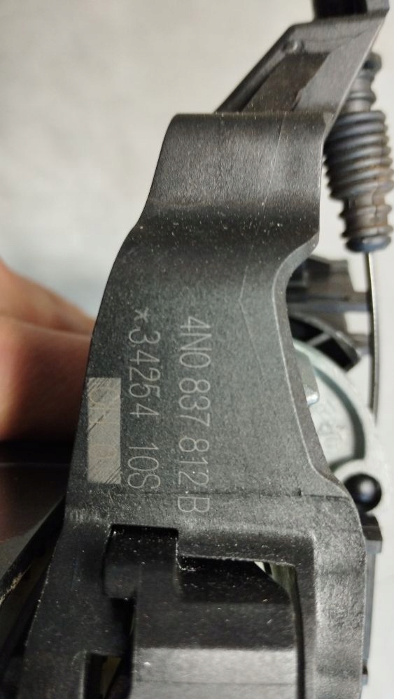 Audi A7 4K handle right front KESSY 4N0837812B LZ7S