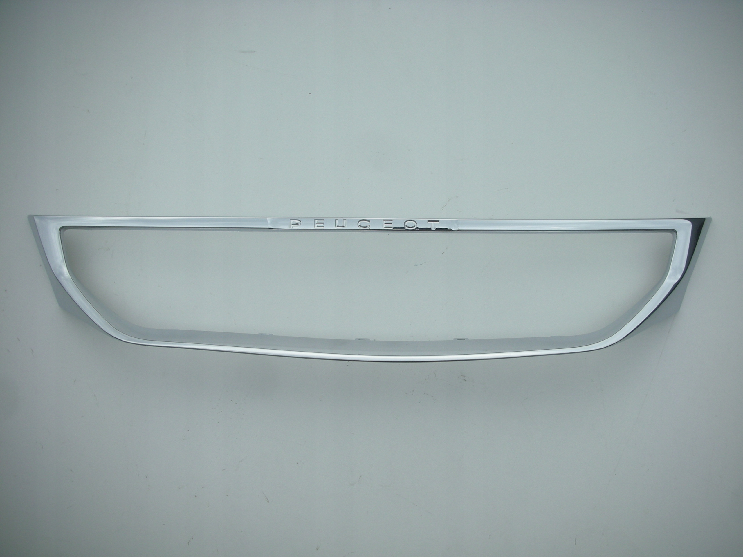 CHROM GRILLA PEUGEOT PARTNER RIFTER III ATRAPA