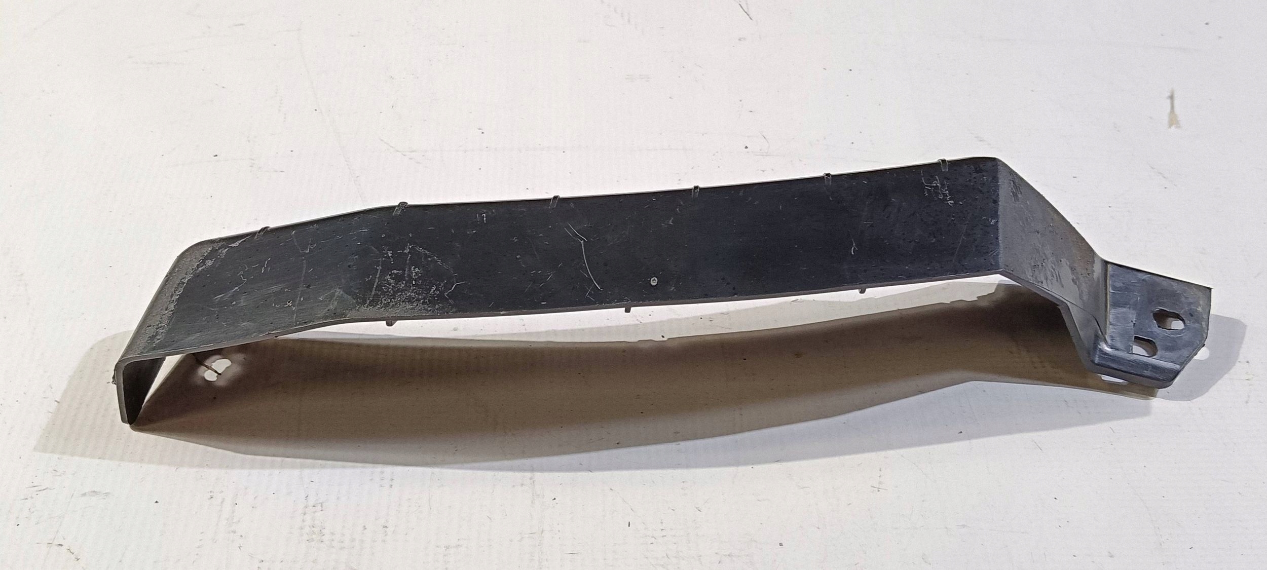 Support Support plaque Gauche Pare choc Avant Avant Dodge RAM V 2019
