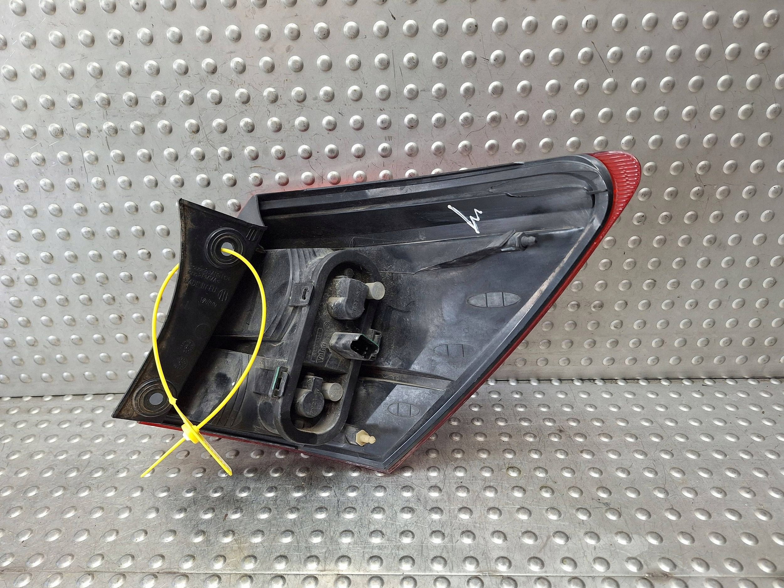 light rear part left NISSAN QASHQAI J10 06-09