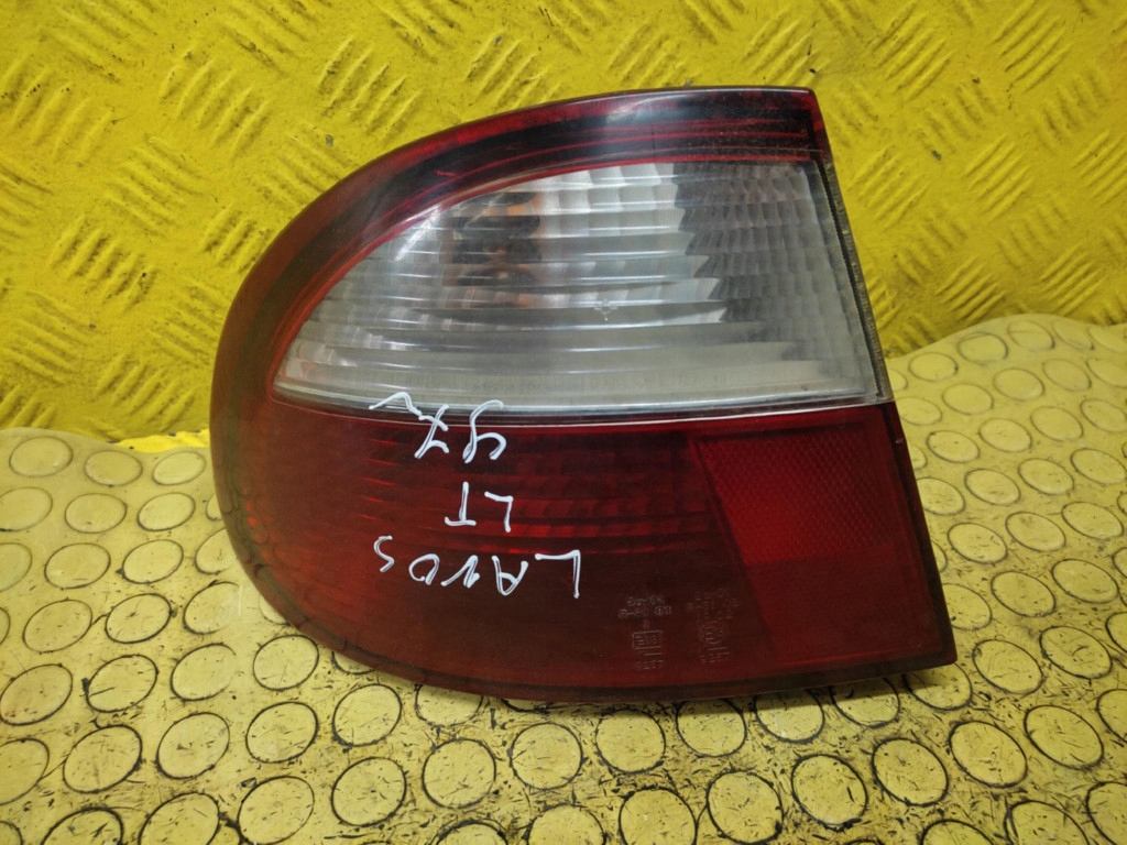 DAEWOO LANOS light left rear part